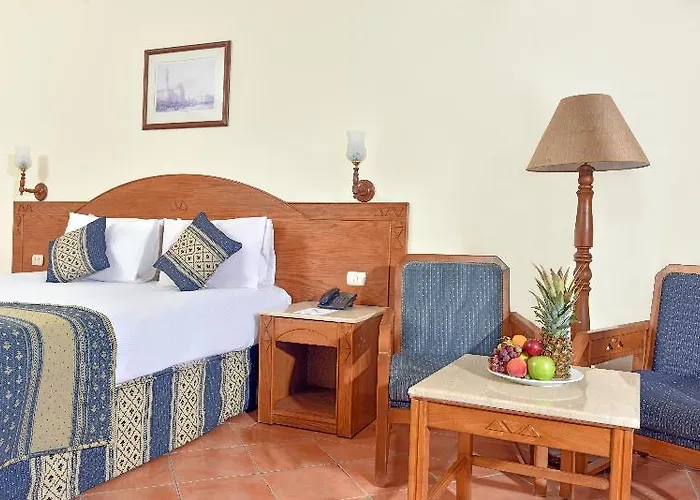 Szálloda Hotelux Jolie Beach 4*